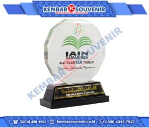 Contoh Piala Akrilik Pemerintah Kabupaten Kotawaringin Timur