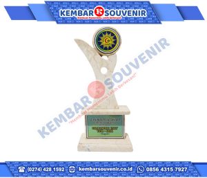 Contoh Piala Akrilik Kabupaten Seram Bagian Barat